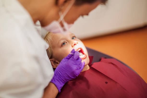 Best Emergency Tooth Extraction in Holstein, IA